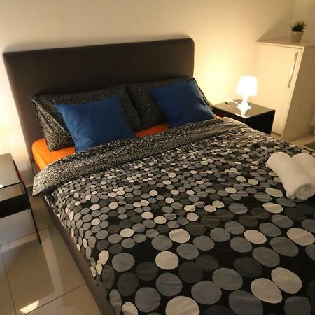 Abz Apartment @ Solstice Cyberjaya Exteriör bild
